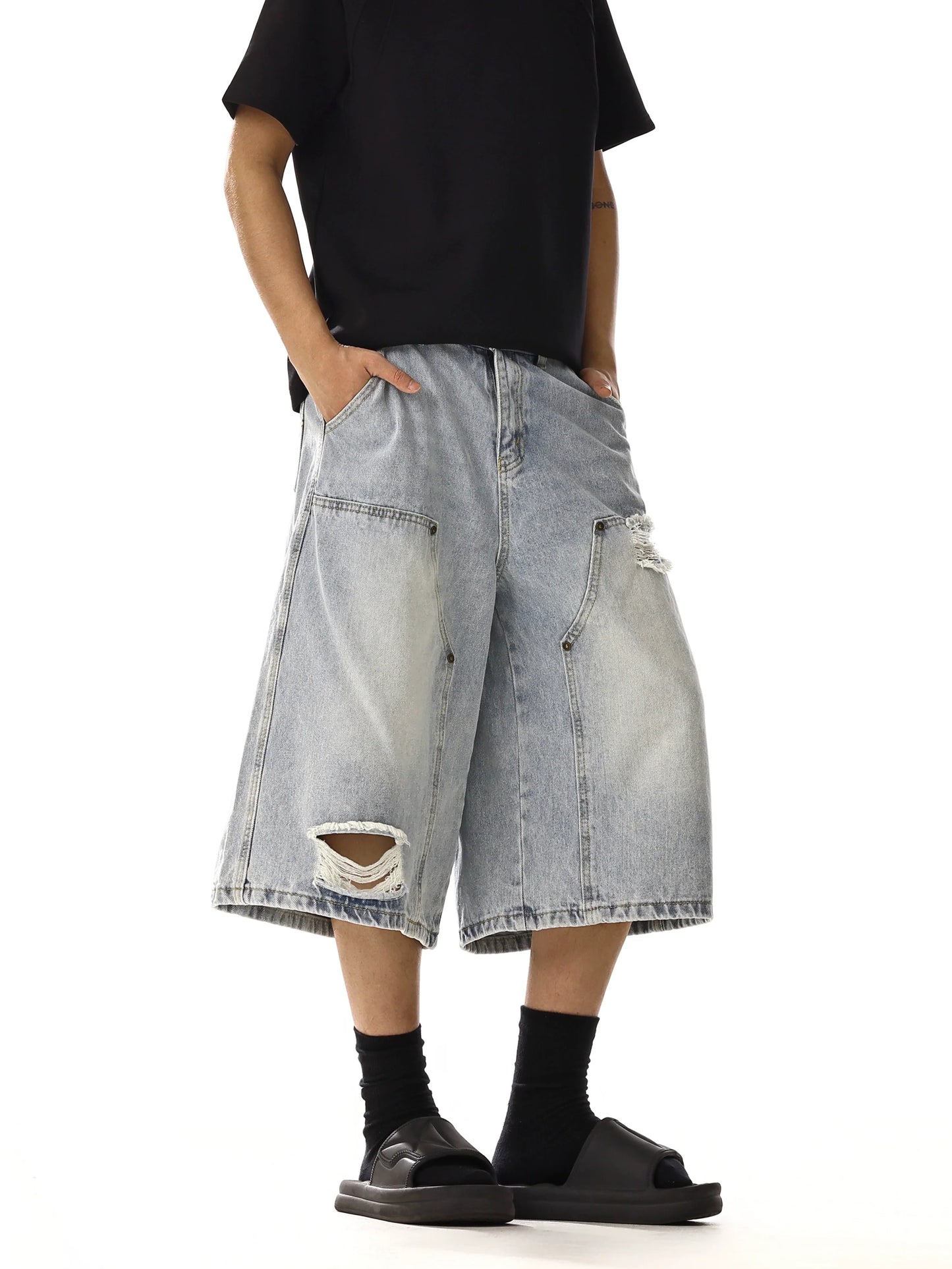 DOUBLE KNEE DAMAGE DENIM SHORTS