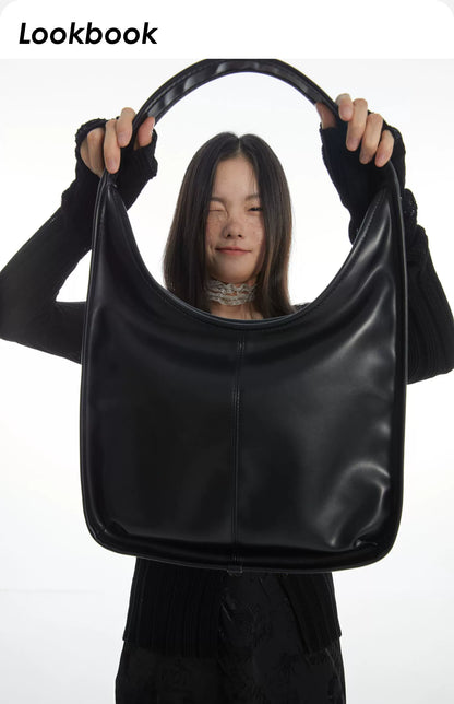 Original black swan minimal shoulder bag