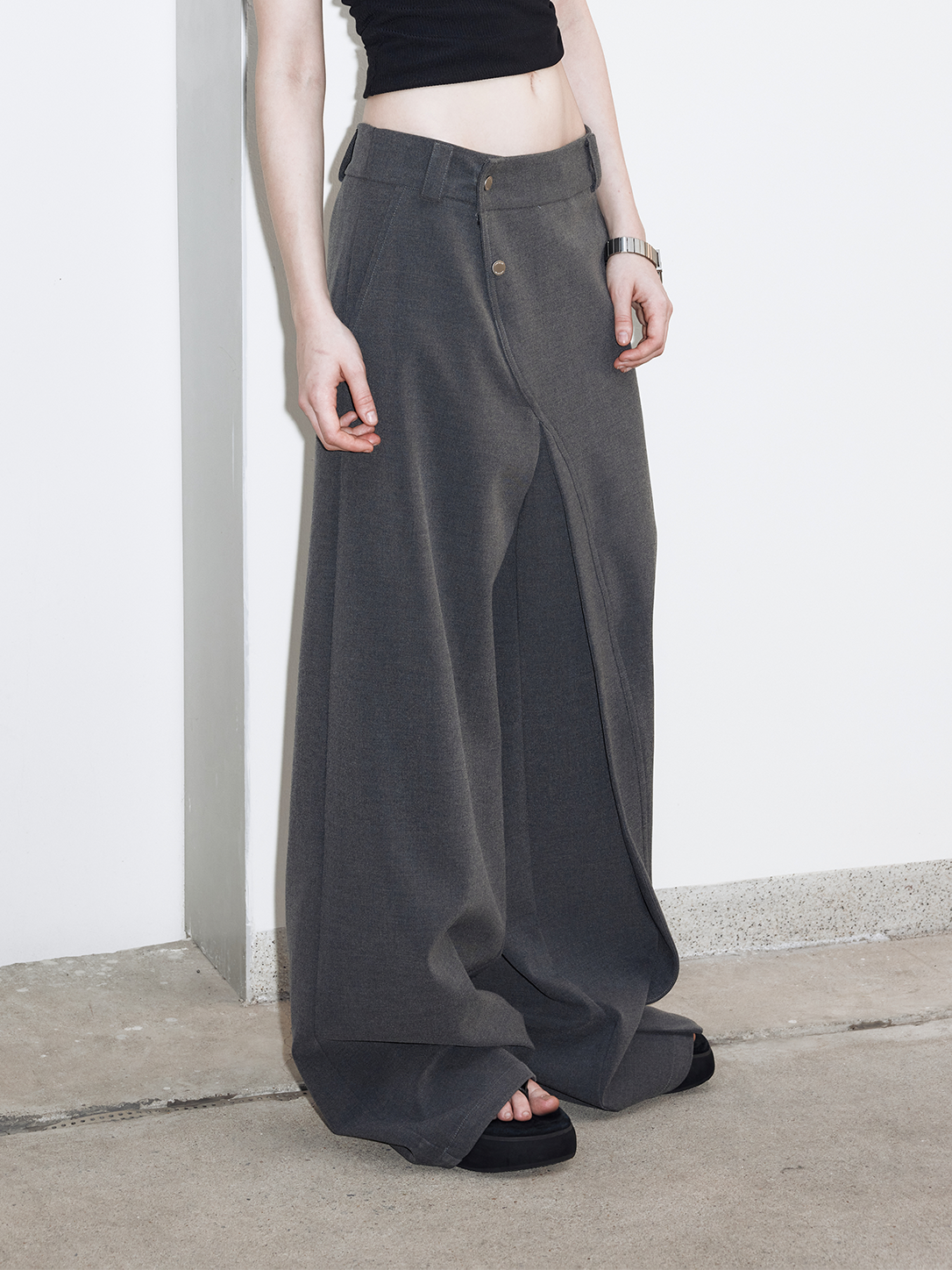 Original design fake split pants