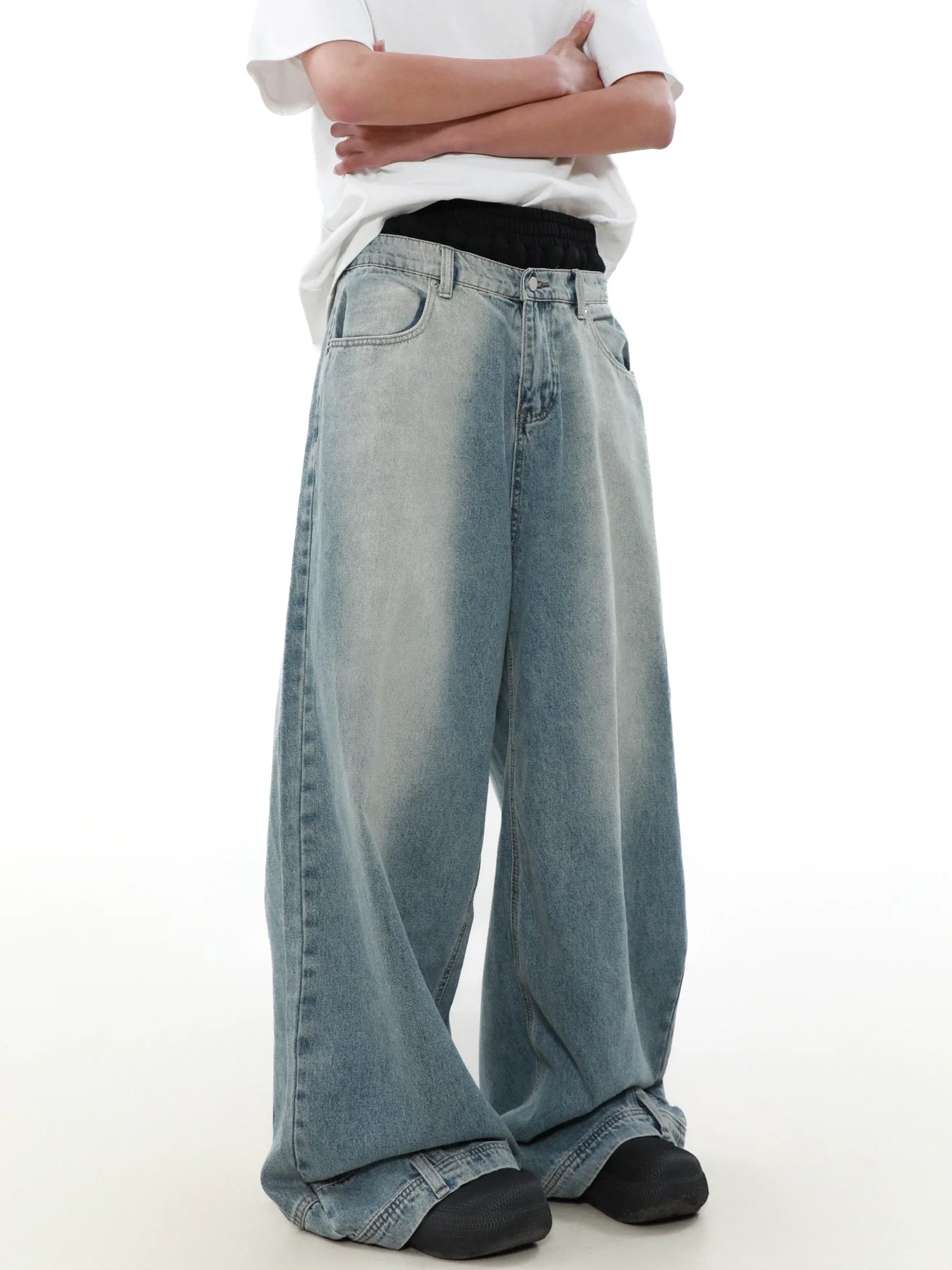 Inverted Wide Denim Pants