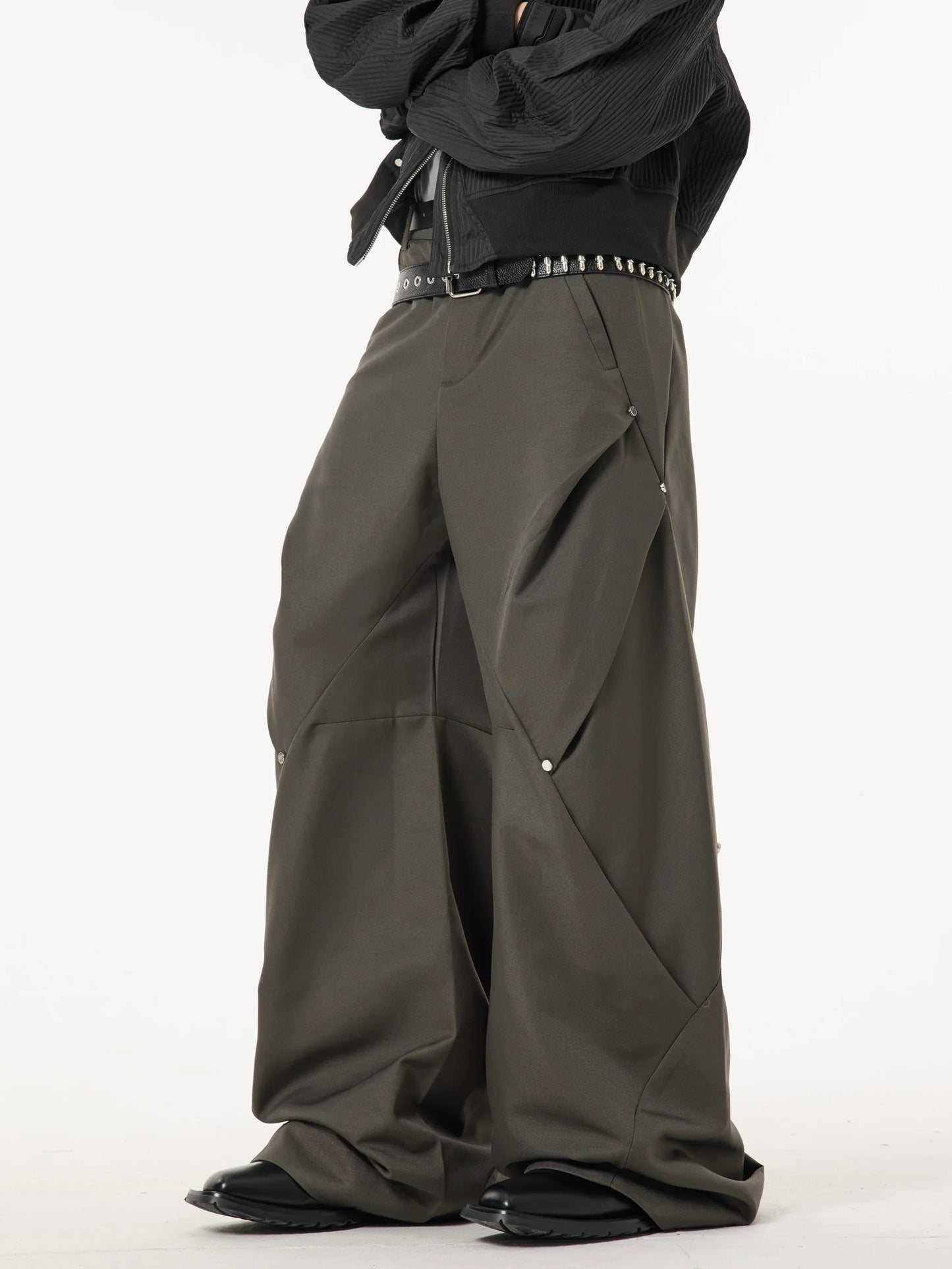 Metal Button Drape Pants