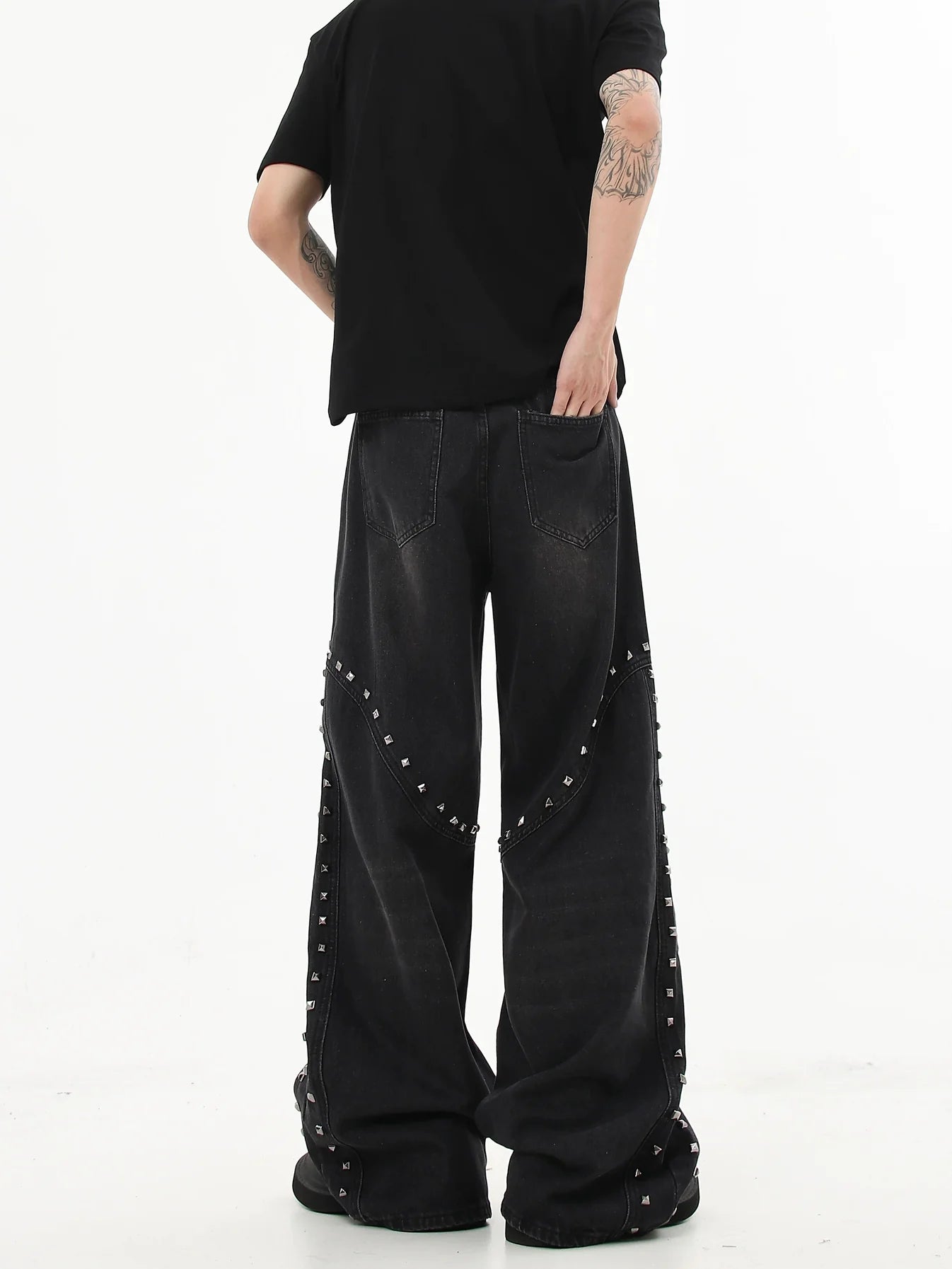 Studs Line Denim Pants