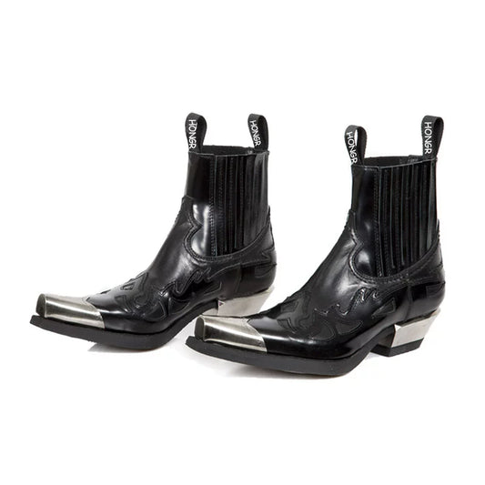 Metal toe chealsea boots