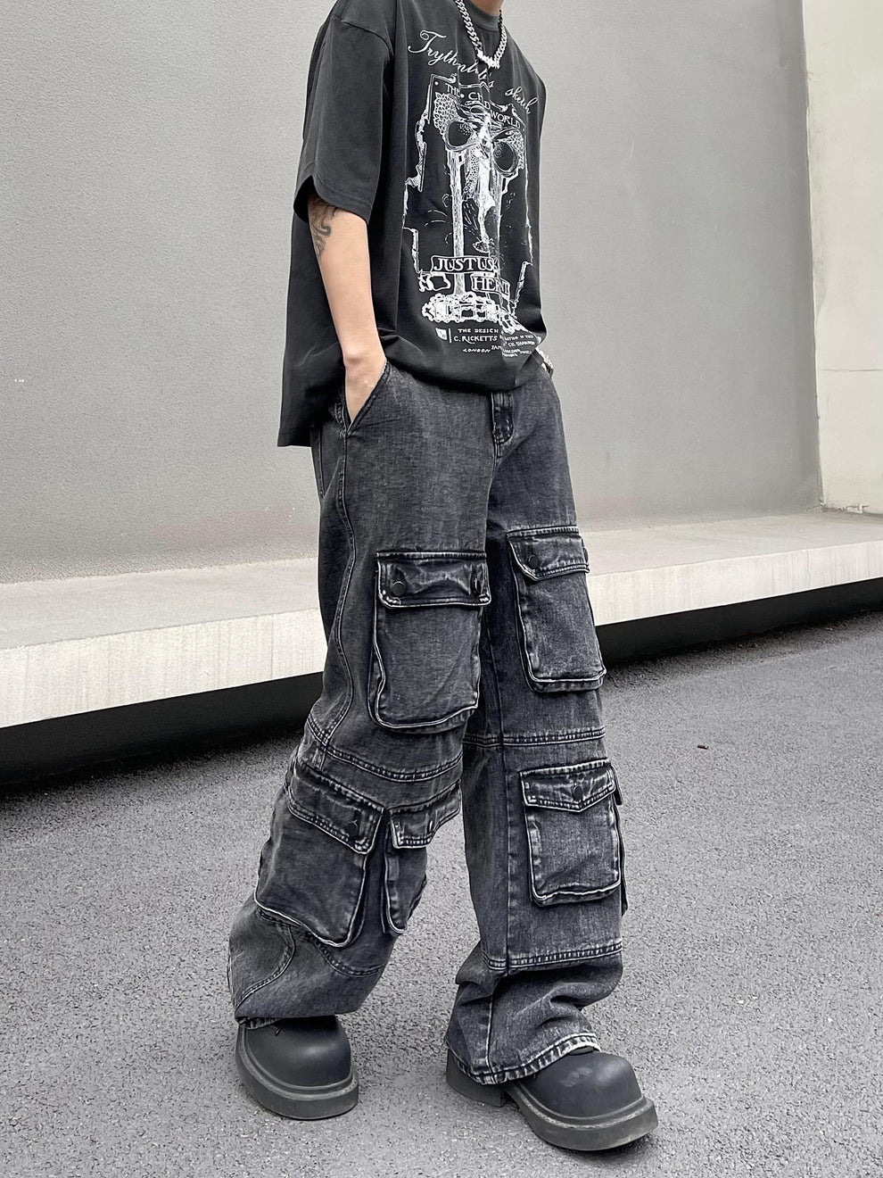 Heavy Wash Pocket Cargo Pants